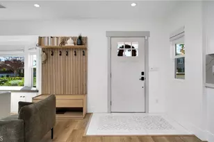 308 E 18th St, Costa Mesa, CA 92627 - Photo 4