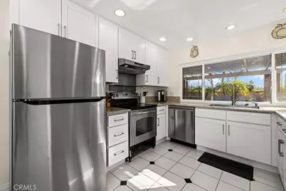 24402 Chrisanta Drive, Mission Viejo, CA 92691 - Photo 16