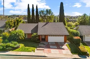 24402 Chrisanta Dr, Mission Viejo, CA 92691 - Photo 2