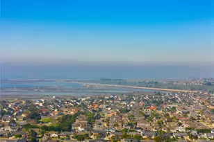 17761 Still Harbor Ln, Huntington Beach, CA 92647 - Photo 36