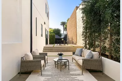 2619 S Rimpau Blvd, Los Angeles, CA 90016 - Photo 30