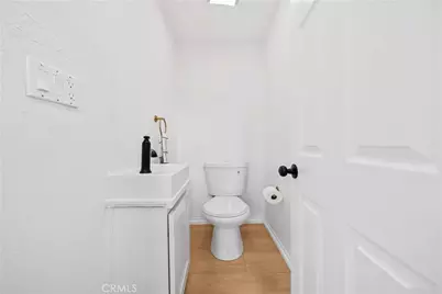 13050 Arborwalk Ln, Tustin, CA 92782 - Photo 14