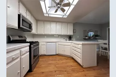 8321 Milano, Huntington Beach, CA 92646 - Photo 18