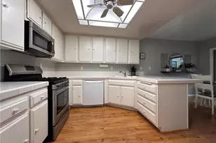 8321 Milano, Huntington Beach, CA 92646 - Photo 18