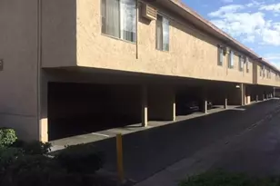 801 S Lyon St, Santa Ana, CA 92705 - Photo 16