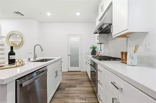 167 Waypoint, Tustin, CA 92782 - Photo 16