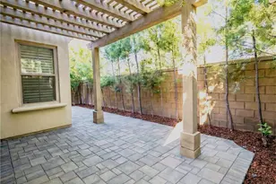 109 Sugar Cane, Irvine, CA 92620 - Photo 16