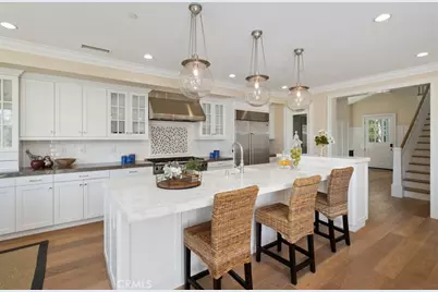 4 Summer House Lane, Newport Beach, CA 92660 - Photo 8