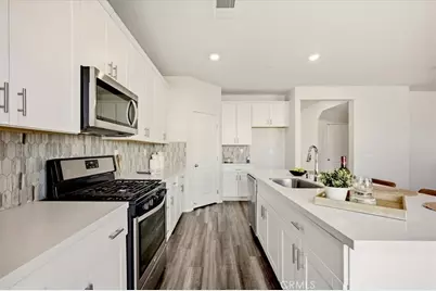 9731 Lasorda Court, Riverside, CA 92503 - Photo 14