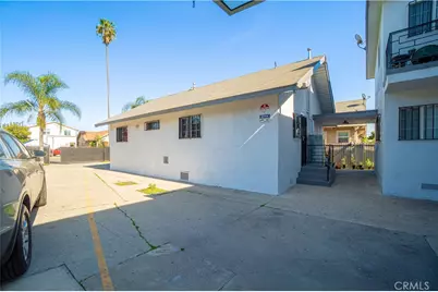 340 W 62nd Street, Los Angeles, CA 90003 - Photo 8