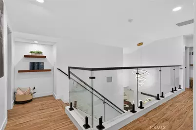 4664 Hazelnut Avenue, Seal Beach, CA 90740 - Photo 32