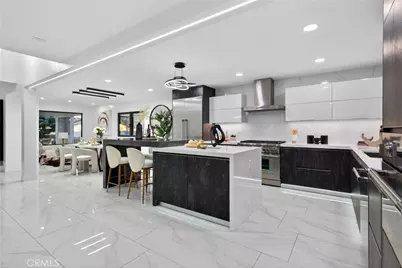 4664 Hazelnut Avenue, Seal Beach, CA 90740 - Photo 14