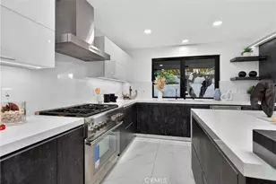 4664 Hazelnut Ave, Seal Beach, CA 90740 - Photo 12