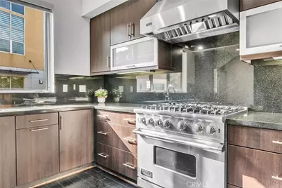 726 Rockefeller, Irvine, CA 92612 - Photo 6