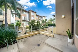 726 Rockefeller, Irvine, CA 92612 - Photo 2