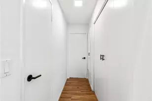 3573 W Greentree Cir, Anaheim, CA 92804 - Photo 16