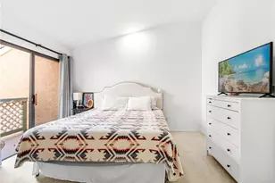 3573 W Greentree Cir, Anaheim, CA 92804 - Photo 18