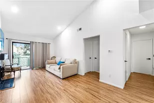 3573 W Greentree Cir, Anaheim, CA 92804 - Photo 6