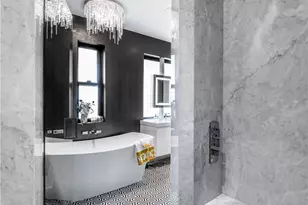 1139 Granville, Newport Beach, CA 92660 - Photo 24