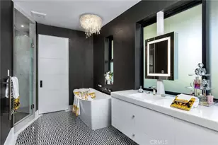 1139 Granville, Newport Beach, CA 92660 - Photo 22