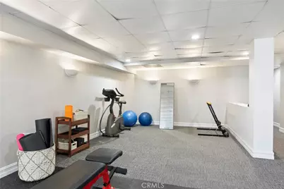 906 N Doheny #303, West Hollywood, CA 90069 - Photo 18