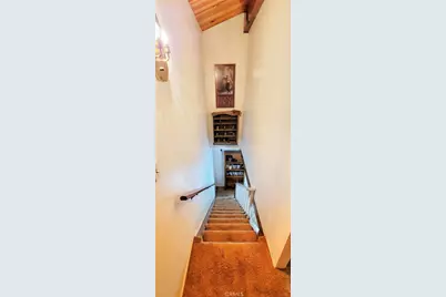 33076 Robin Ln, Running Springs, CA 92308 - Photo 8