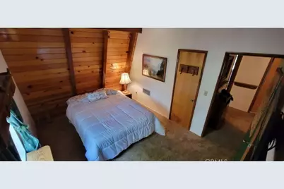 33076 Robin Ln, Running Springs, CA 92308 - Photo 6