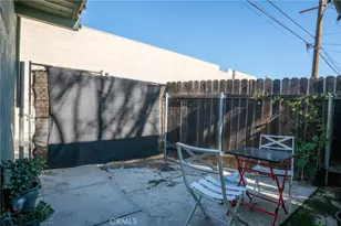 929 933 W 7th St, Corona, CA 92882 - Photo 10