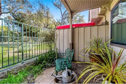 2074 Meadow View Lane, Costa Mesa, CA 92627 - Photo 36