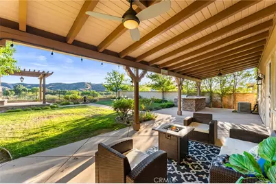 22494 Brightwood Place, Saugus, CA 91350 - Photo 48