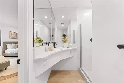 701 Trenton, Beverly Hills, CA 90210 - Photo 42