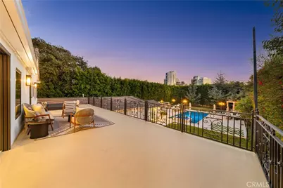 701 Trenton, Beverly Hills, CA 90210 - Photo 50