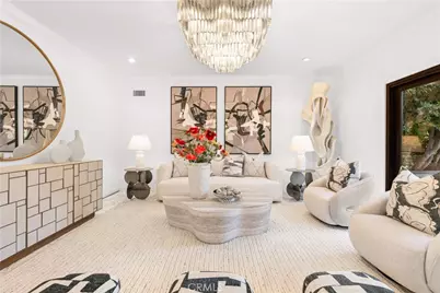 701 Trenton, Beverly Hills, CA 90210 - Photo 12