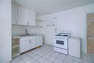 3451 Estrada, Los Angeles, CA 90023 - Photo 52