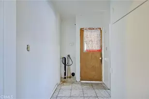 3451 Estrada, Los Angeles, CA 90023 - Photo 2