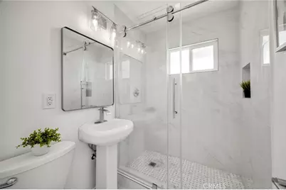 1119 E Cumberland Road, Orange, CA 92865 - Photo 10