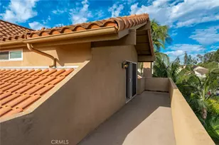 969 Azalea Dr, Costa Mesa, CA 92626 - Photo 48