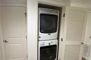 1246 Armacost, Los Angeles, CA 90025 - Photo 44