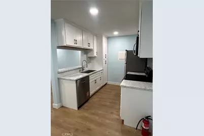 1345 Cabrillo Park Dr M13, Santa Ana, CA 92701 - Photo 8