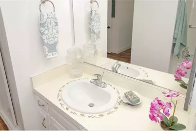 1980 McKinney Way #13R (M15), Seal Beach, CA 90740 - Photo 52