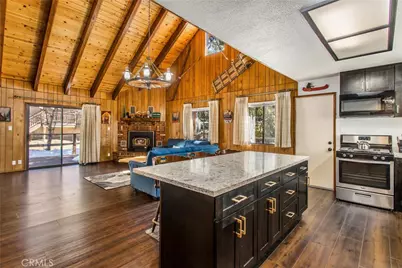 31822 Panorama Drive, Running Springs, CA 92382 - Photo 6