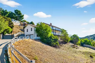 9404 Wayside, Shadow Hills, CA 91040 - Photo 2