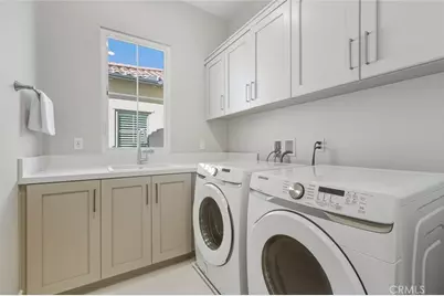 139 Prestigo, Irvine, CA 92602 - Photo 32