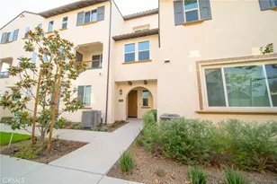 17952 Seaglass Dr, Huntington Beach, CA 92647 - Photo 1