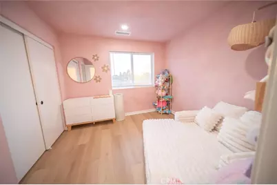 17952 Seaglass Drive, Huntington Beach, CA 92647 - Photo 22