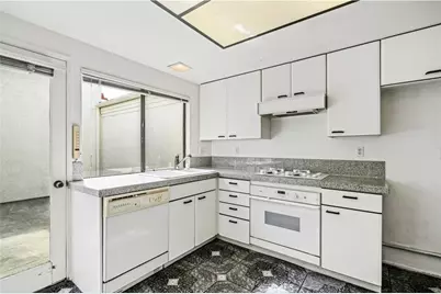 20 Navarre #134, Irvine, CA 92612 - Photo 16