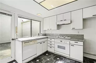 20 Navarre, Irvine, CA 92612 - Photo 16