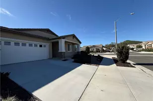 30339 Roebuck Ct, Menifee, CA 92584 - Photo 6