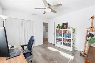 21005 Longworth, Lakewood, CA 90715 - Photo 16