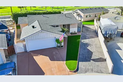 21005 Longworth, Lakewood, CA 90715 - Photo 2